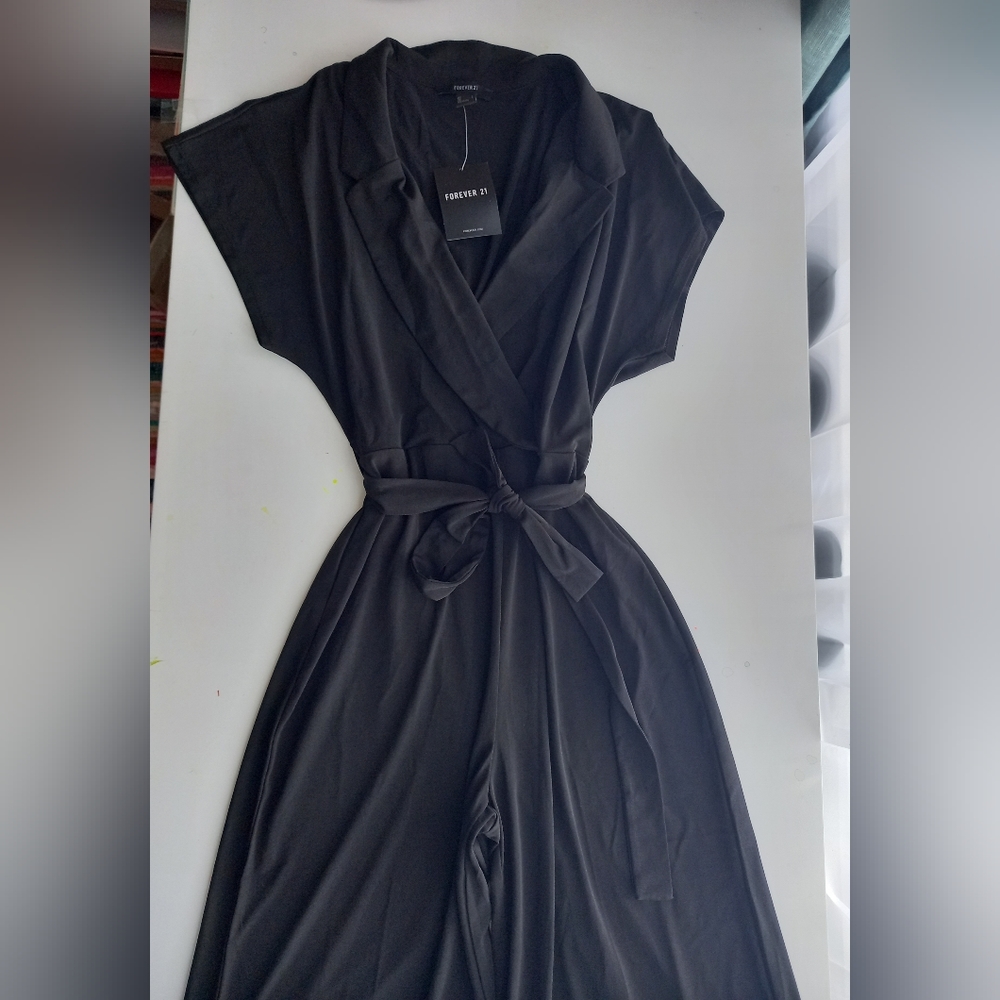 NWT Forever 21 jumpsuit